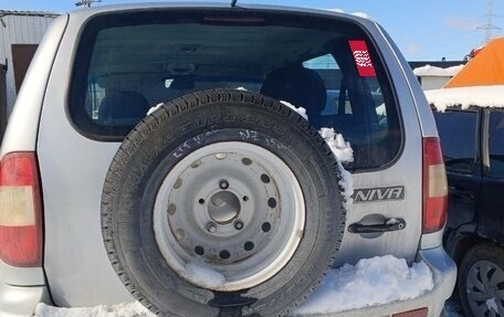 Chevrolet Niva I рестайлинг, 2006 год, 430 000 рублей, 2 фотография