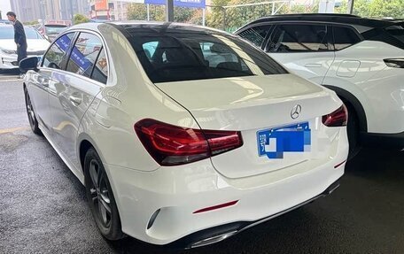 Mercedes-Benz A-Класс, 2022 год, 1 733 000 рублей, 4 фотография