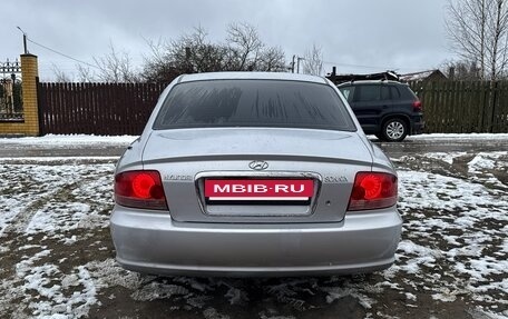 Hyundai Sonata IV рестайлинг, 2006 год, 410 000 рублей, 3 фотография