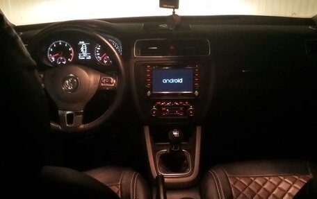 Volkswagen Jetta VI, 2012 год, 1 100 000 рублей, 5 фотография