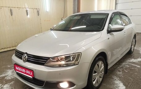 Volkswagen Jetta VI, 2012 год, 1 100 000 рублей, 7 фотография