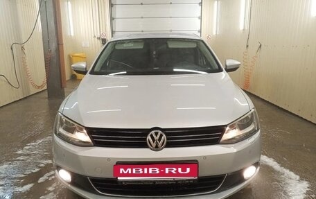 Volkswagen Jetta VI, 2012 год, 1 100 000 рублей, 14 фотография