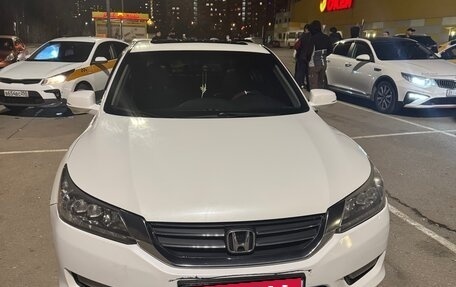 Honda Accord IX рестайлинг, 2013 год, 1 405 000 рублей, 2 фотография