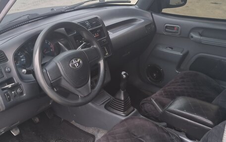 Toyota RAV4, 1995 год, 550 000 рублей, 11 фотография