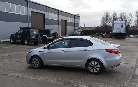 KIA Rio III рестайлинг, 2013 год, 650 000 рублей, 2 фотография