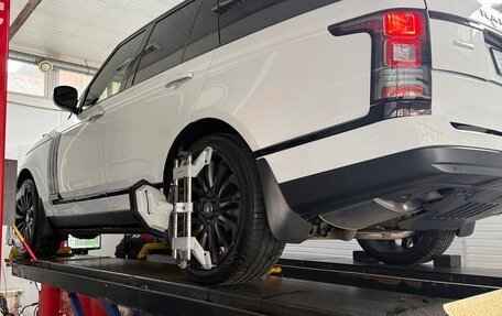 Land Rover Range Rover IV рестайлинг, 2014 год, 3 650 000 рублей, 14 фотография