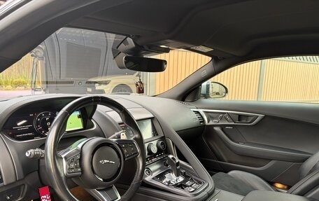 Jaguar F-Type I рестайлинг 2, 2020 год, 5 300 000 рублей, 8 фотография