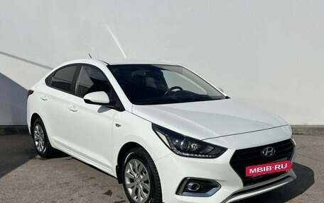 Hyundai Solaris II рестайлинг, 2017 год, 1 500 000 рублей, 3 фотография
