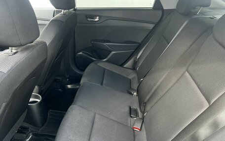 Hyundai Solaris II рестайлинг, 2017 год, 1 500 000 рублей, 24 фотография