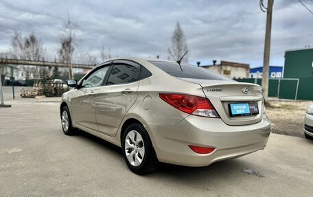 Hyundai Solaris II рестайлинг, 2011 год, 655 000 рублей, 4 фотография