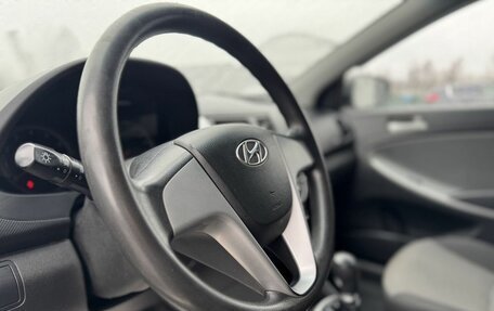 Hyundai Solaris II рестайлинг, 2011 год, 655 000 рублей, 10 фотография