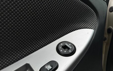 Hyundai Solaris II рестайлинг, 2011 год, 655 000 рублей, 12 фотография