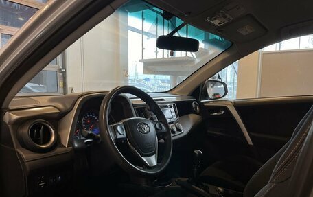 Toyota RAV4, 2014 год, 1 850 000 рублей, 21 фотография