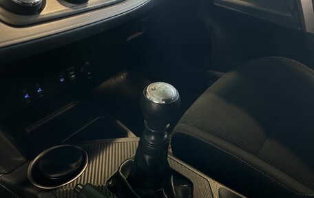 Toyota RAV4, 2014 год, 1 850 000 рублей, 29 фотография