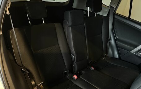 Toyota RAV4, 2014 год, 1 850 000 рублей, 33 фотография