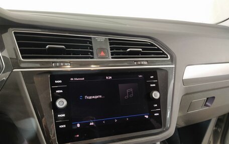 Volkswagen Tiguan II, 2020 год, 2 900 000 рублей, 10 фотография