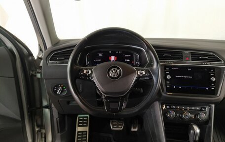 Volkswagen Tiguan II, 2020 год, 2 900 000 рублей, 17 фотография