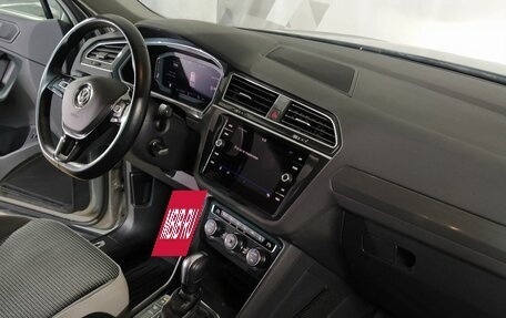 Volkswagen Tiguan II, 2020 год, 2 900 000 рублей, 19 фотография