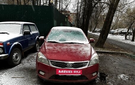 KIA cee'd I рестайлинг, 2011 год, 690 000 рублей, 3 фотография
