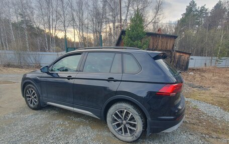 Volkswagen Tiguan II, 2019 год, 2 470 000 рублей, 9 фотография