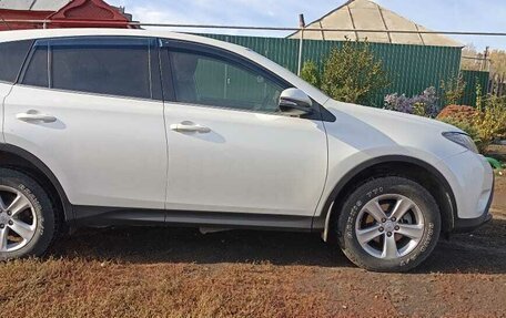 Toyota RAV4, 2013 год, 1 650 000 рублей, 2 фотография