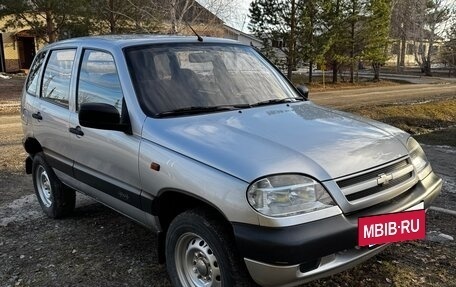 Chevrolet Niva I рестайлинг, 2006 год, 370 000 рублей, 3 фотография