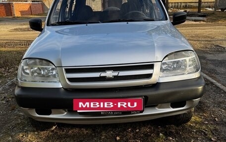 Chevrolet Niva I рестайлинг, 2006 год, 370 000 рублей, 2 фотография