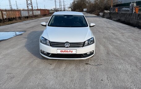 Volkswagen Passat B7, 2013 год, 800 000 рублей, 3 фотография