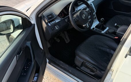 Volkswagen Passat B7, 2013 год, 800 000 рублей, 6 фотография