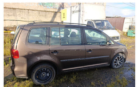 Volkswagen Touran III, 2013 год, 620 000 рублей, 4 фотография