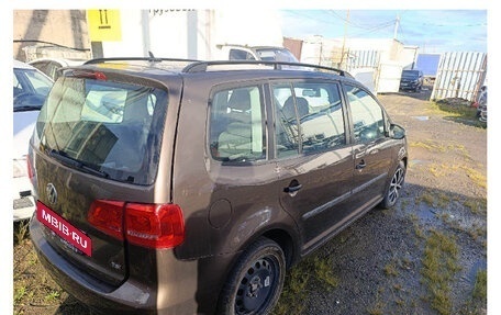 Volkswagen Touran III, 2013 год, 620 000 рублей, 5 фотография