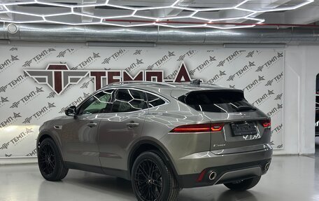 Jaguar E-Pace, 2023 год, 3 500 000 рублей, 17 фотография