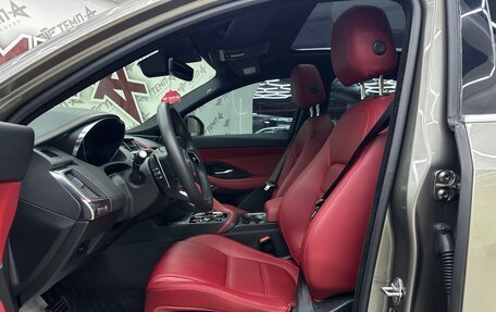 Jaguar E-Pace, 2023 год, 3 500 000 рублей, 30 фотография