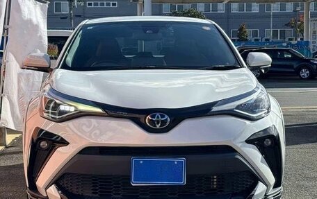 Toyota C-HR I рестайлинг, 2022 год, 1 756 000 рублей, 2 фотография