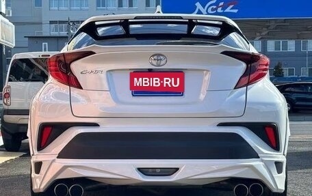 Toyota C-HR I рестайлинг, 2022 год, 1 756 000 рублей, 5 фотография
