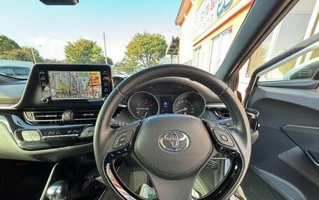 Toyota C-HR I рестайлинг, 2022 год, 1 756 000 рублей, 11 фотография