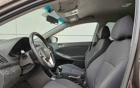 Hyundai Solaris II рестайлинг, 2016 год, 700 000 рублей, 20 фотография