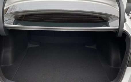 Toyota Corolla, 2025 год, 15 фотография