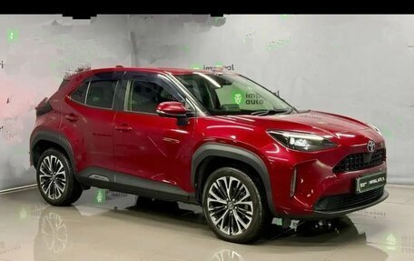 Toyota Yaris Cross, 2021 год, 1 850 000 рублей, 1 фотография