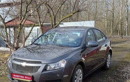 Chevrolet Cruze II, 2011 год, 840 000 рублей, 1 фотография