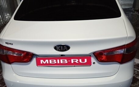 KIA Rio III рестайлинг, 2013 год, 650 000 рублей, 3 фотография