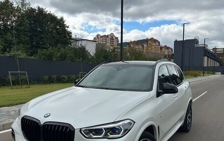 BMW X5, 2021 год, 8 990 000 рублей, 4 фотография