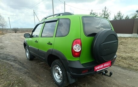 Chevrolet Niva I рестайлинг, 2010 год, 465 000 рублей, 3 фотография