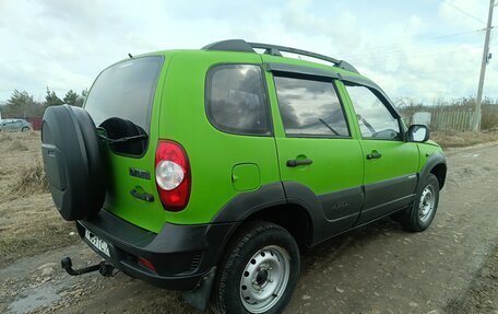 Chevrolet Niva I рестайлинг, 2010 год, 465 000 рублей, 5 фотография