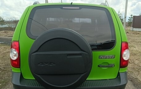 Chevrolet Niva I рестайлинг, 2010 год, 465 000 рублей, 4 фотография