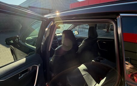 Toyota RAV4, 2019 год, 2 900 000 рублей, 11 фотография