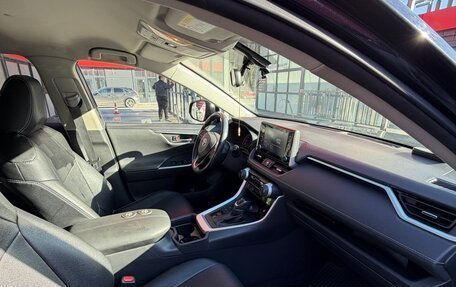 Toyota RAV4, 2019 год, 2 900 000 рублей, 13 фотография