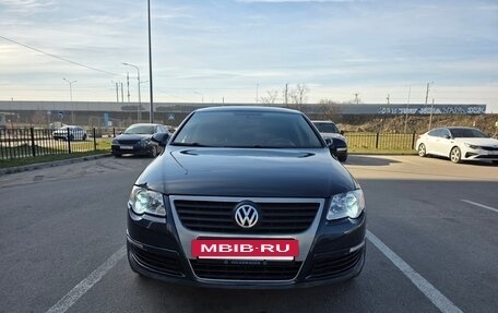 Volkswagen Passat B6, 2005 год, 690 000 рублей, 3 фотография