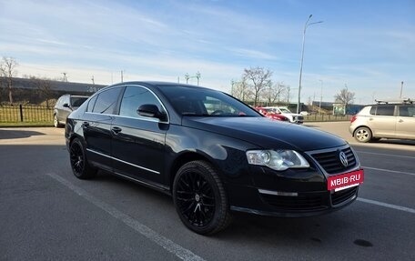 Volkswagen Passat B6, 2005 год, 690 000 рублей, 2 фотография