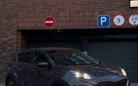 KIA Sportage IV рестайлинг, 2020 год, 2 299 000 рублей, 2 фотография